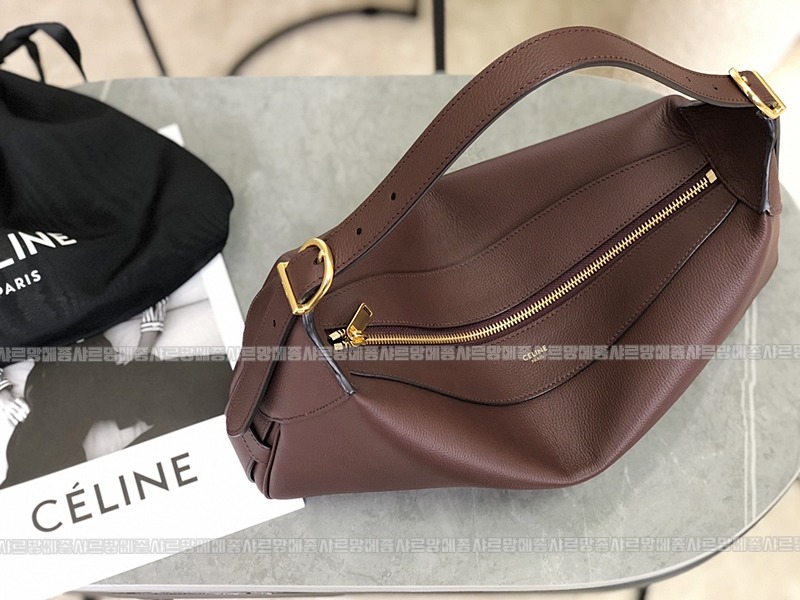 셀린느로미백미디움 20260303-164903-007루.jpg