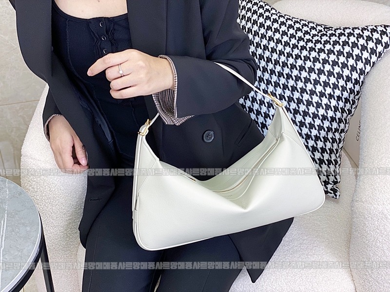 셀린느로미백미디움 20260303-165151-010루.jpg