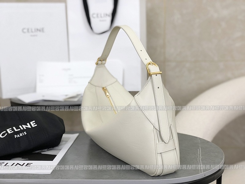 셀린느로미백미디움 20260303-165151-004루.jpg