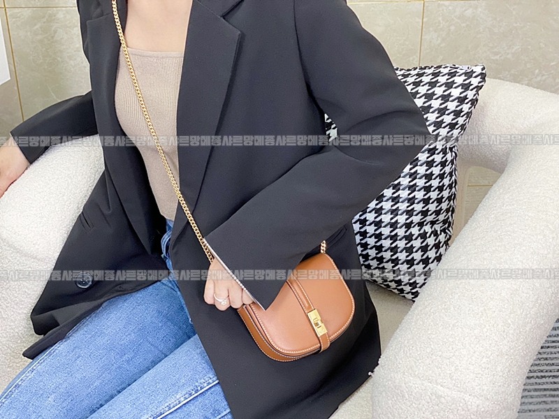 셀린느스몰16월넷온체인백 20260304-173529-015루.jpg