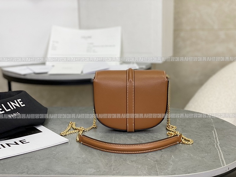 셀린느스몰16월넷온체인백 20260304-173527-004루.jpg