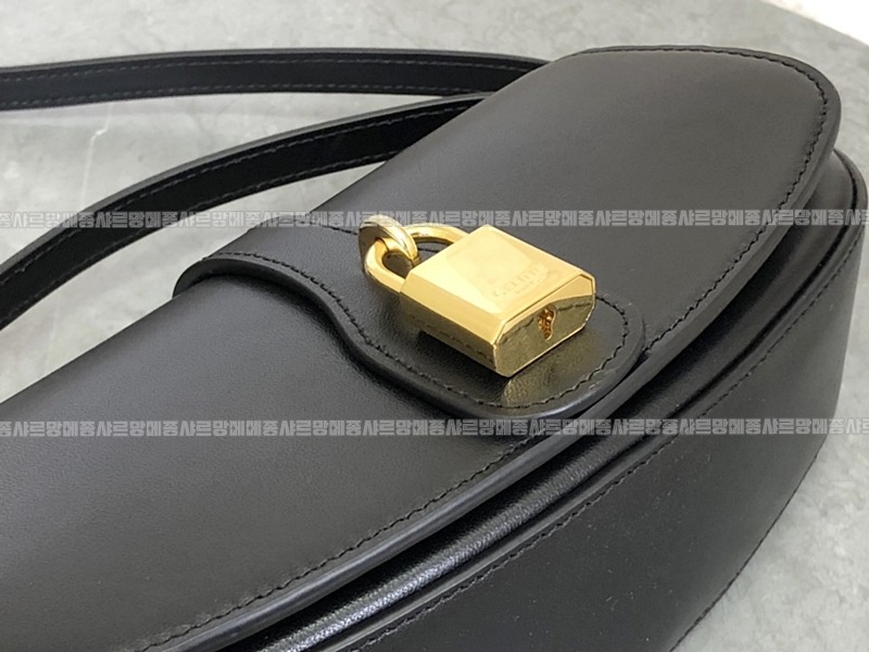 셀린느타부클러치백 20260304-180156-013루.jpg