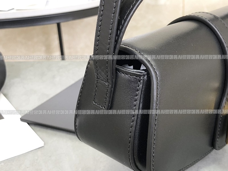 셀린느타부클러치백 20260304-180156-011루.jpg