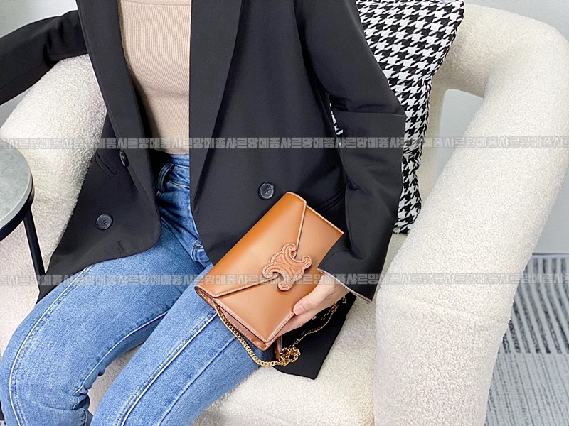 셀린느트리오페WOC 20260304-183000-018루.jpg