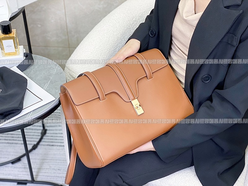 셀린느미디움소프트16  20260305-104523-019루.jpg