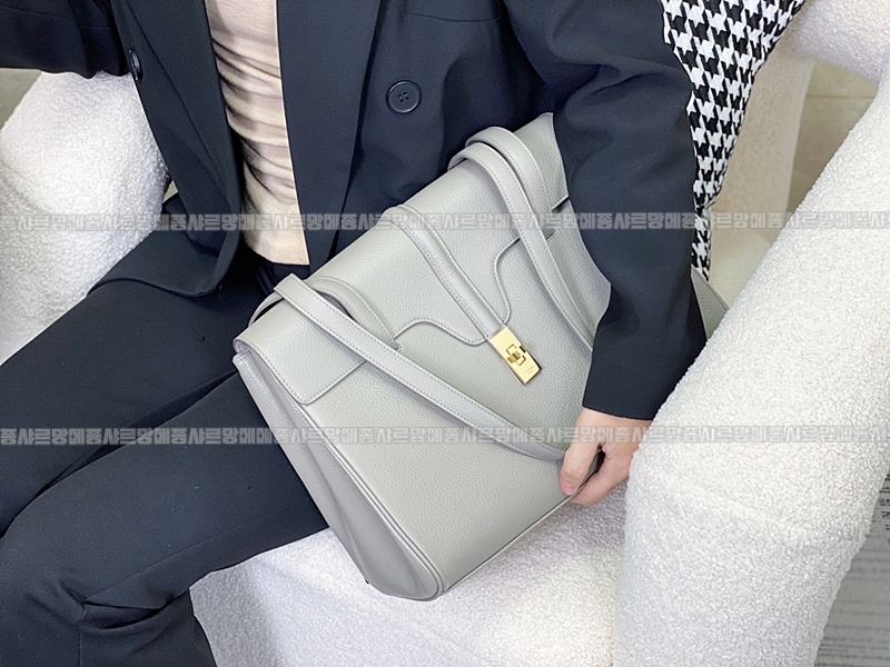 셀린느미디움소프트16  20260305-105846-015루.jpg