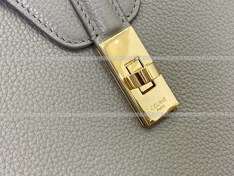 셀린느미디움소프트16  20260305-105845-005루.jpg