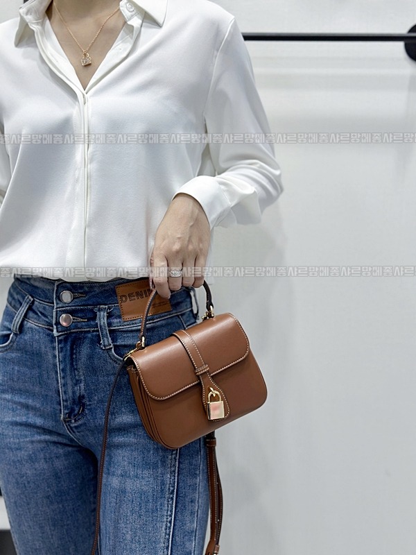 셀린느미니타부  20260305-111428-018루.jpg