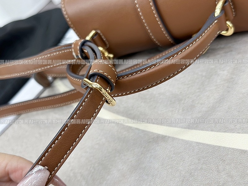 셀린느미니타부  20260305-111427-014루.jpg