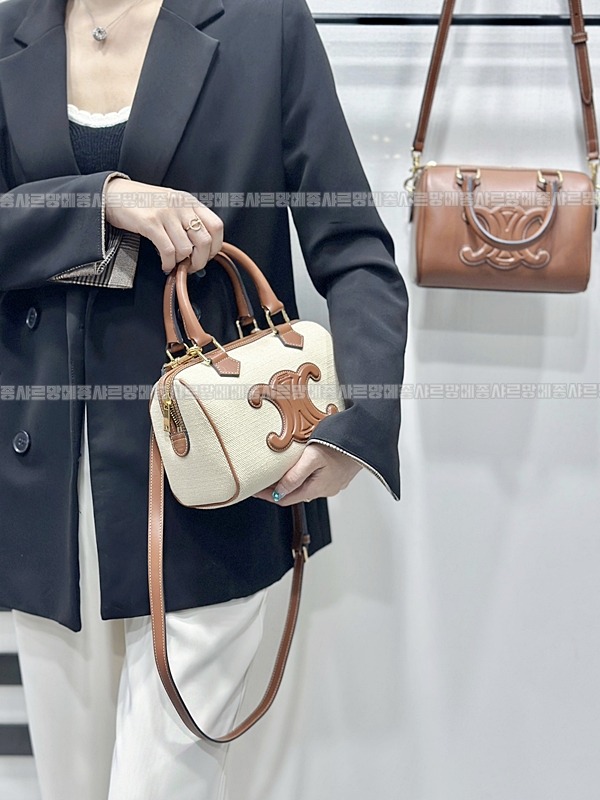 셀린느퀴르트리옹프스몰보스턴백  20260305-112507-017루.jpg