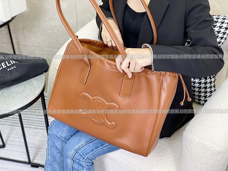 셀린느카바스트리옹프라지  20260305-114601-018루.jpg