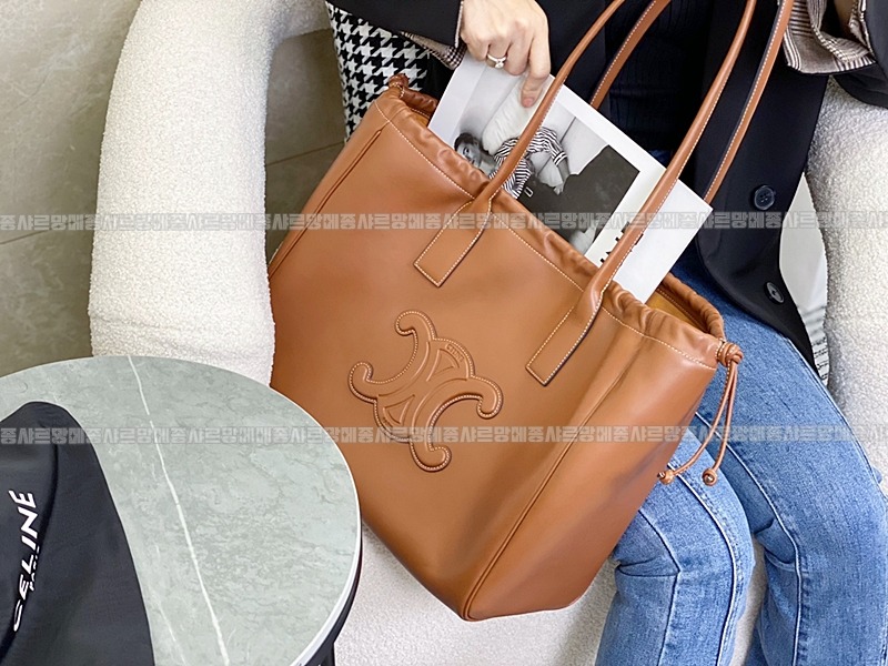 셀린느카바스트리옹프라지  20260305-114601-019루.jpg