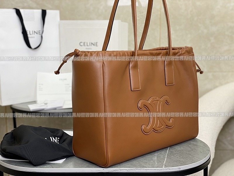 셀린느카바스트리옹프라지  20260305-114559-002루.jpg