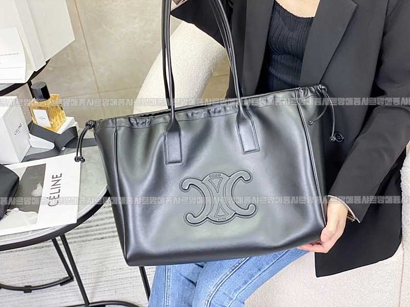 셀린느카바스트리옹프라지  20260305-114923-016루.jpg