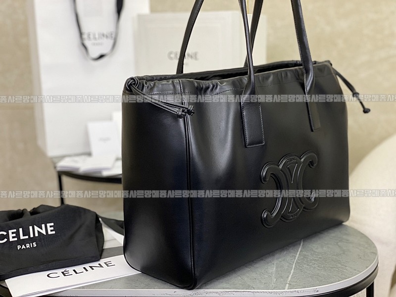 셀린느카바스트리옹프라지  20260305-114921-002루.jpg