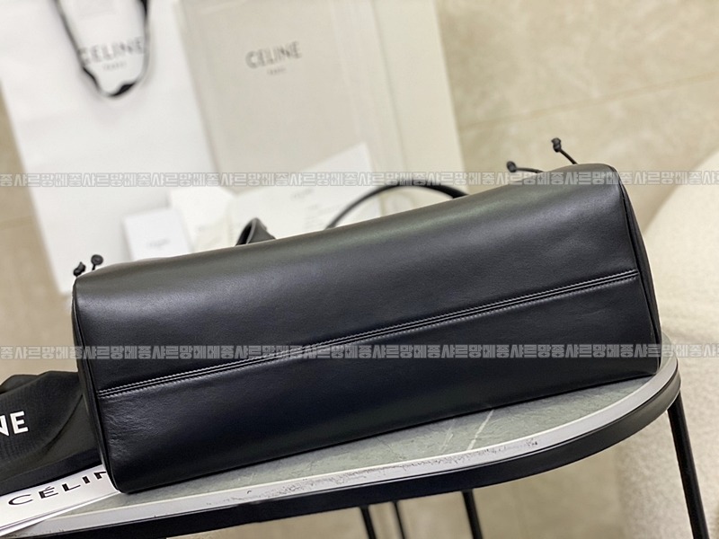 셀린느카바스트리옹프라지  20260305-114922-008루.jpg