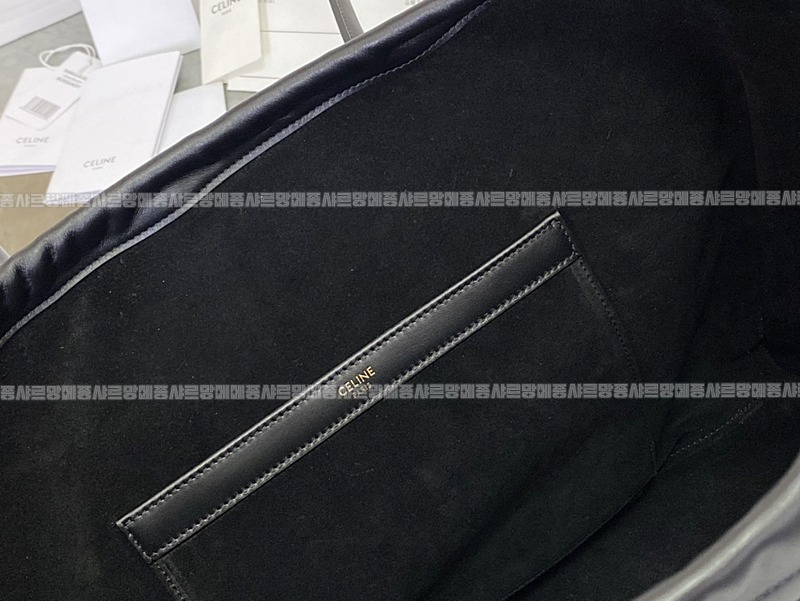 셀린느카바스트리옹프라지  20260305-114922-007루.jpg