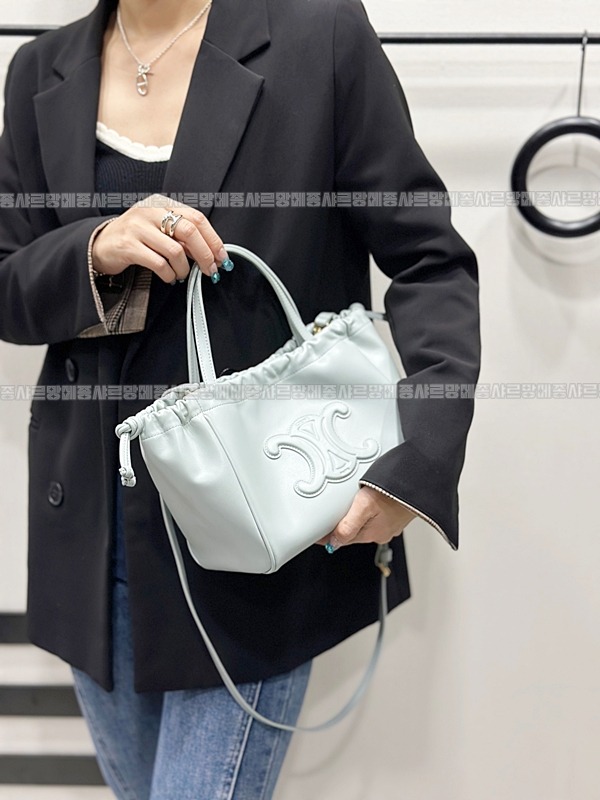 셀린느카바스트리옹프스몰  20260305-125929-009루.jpg