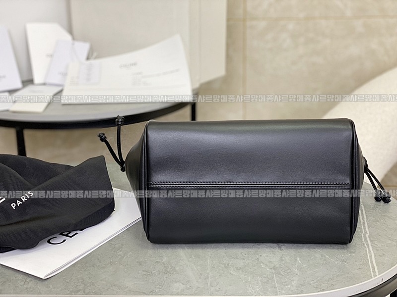 셀린느카바스트리옹프스몰  20260305-131637-009루.jpg