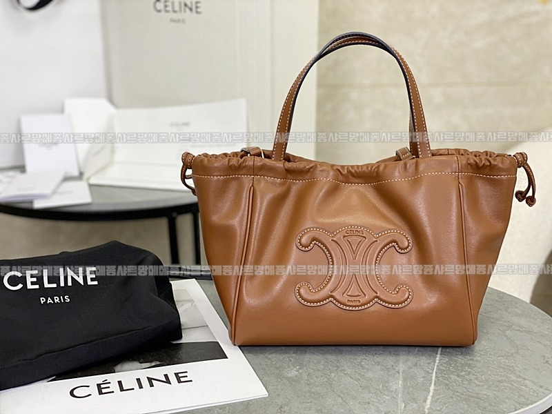 셀린느카바스트리옹프스몰  20260305-132711-001루.jpg