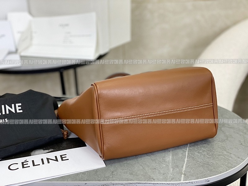 셀린느카바스트리옹프스몰  20260305-132712-011루.jpg