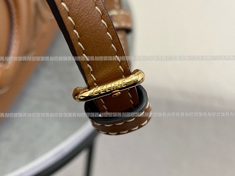 셀린느카바스트리옹프스몰  20260305-132712-013루.jpg