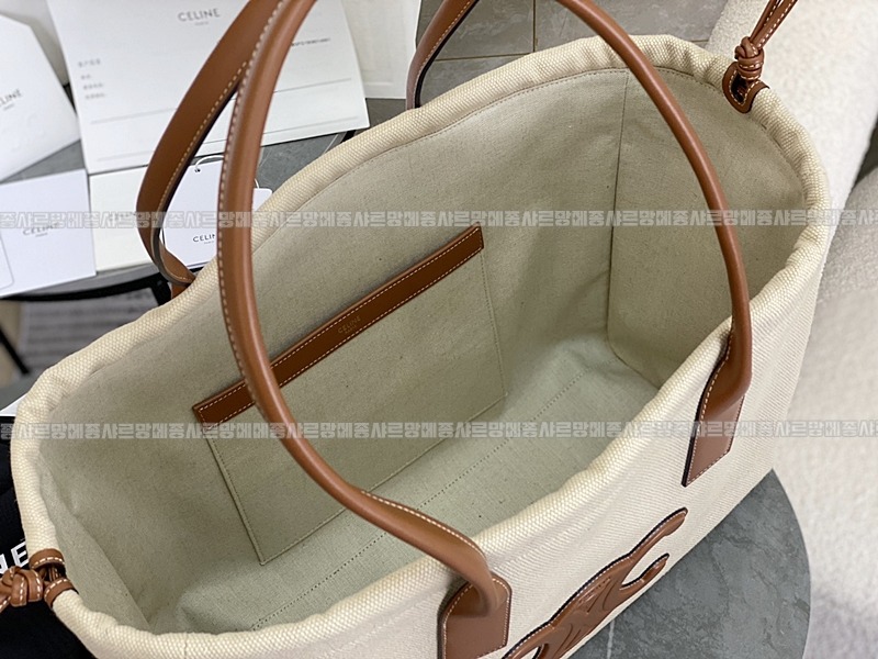 셀린느카바스트리옹프라지  20260305-134306-008루.jpg