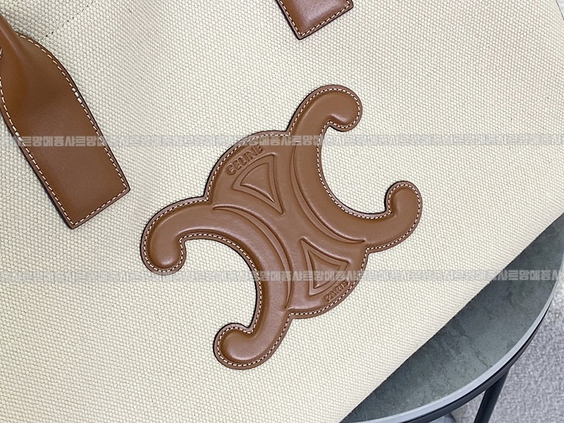 셀린느카바스트리옹프라지  20260305-134306-010루.jpg