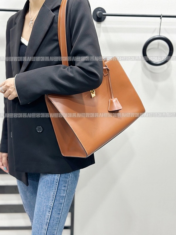 셀린느카바스16  20260305-135853-017루.jpg