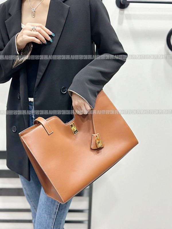 셀린느카바스16  20260305-135854-021루.jpg