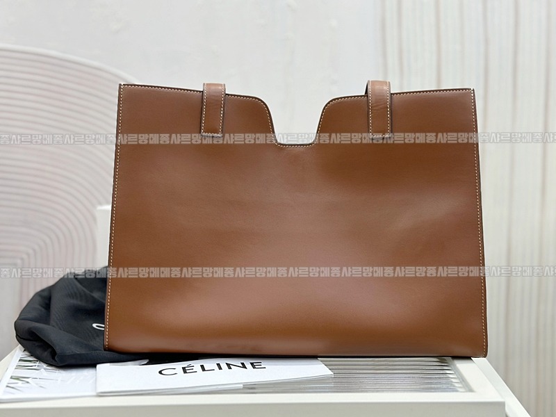 셀린느카바스16  20260305-135852-004루.jpg