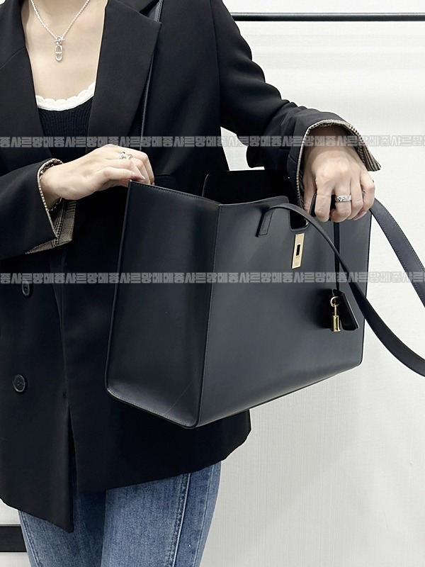 셀린느카바스16  20260305-140153-016루.jpg