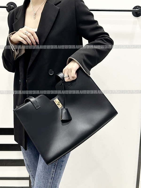 셀린느카바스16  20260305-140154-017루.jpg