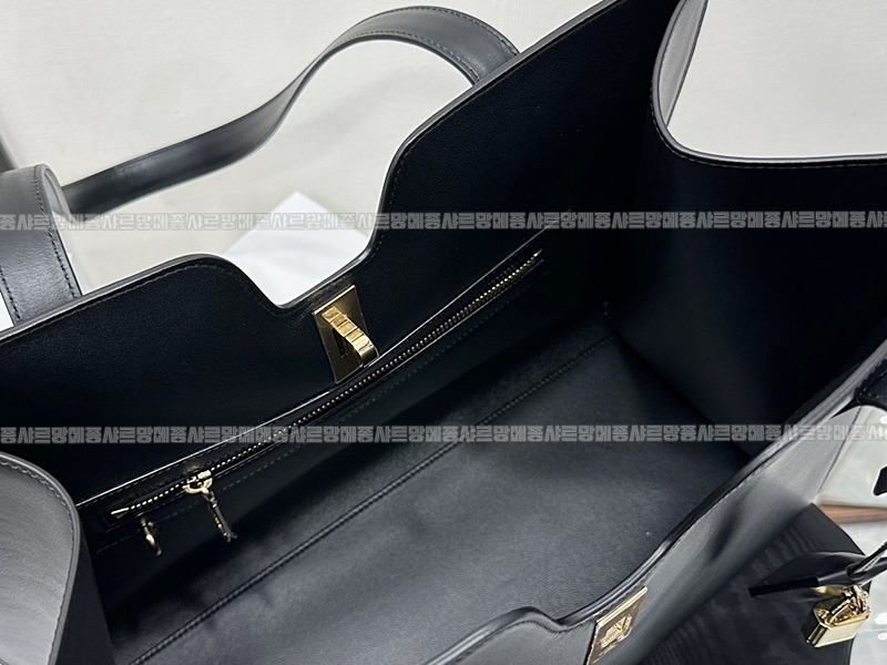 셀린느카바스16  20260305-140152-005루.jpg