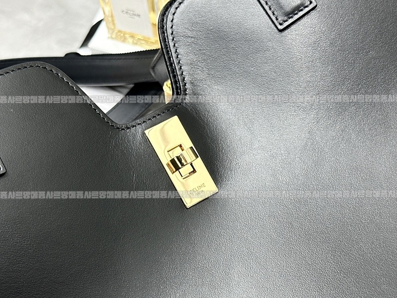 셀린느카바스16  20260305-140153-008루.jpg