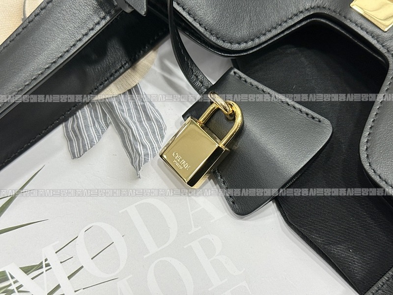 셀린느카바스16  20260305-140153-010루.jpg