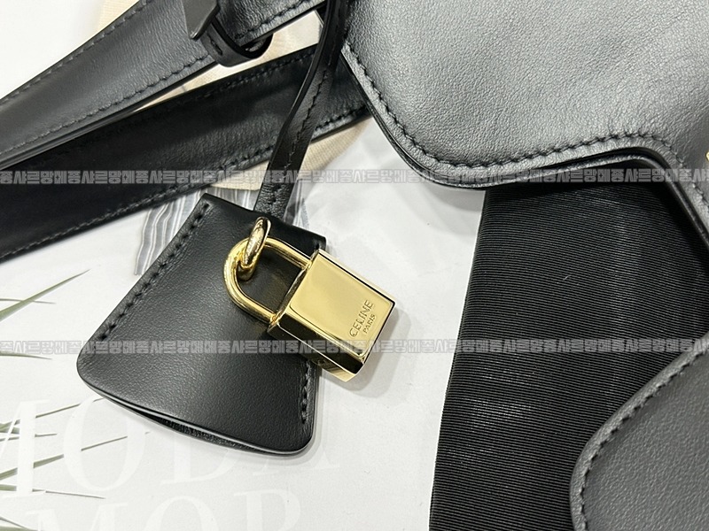 셀린느카바스16  20260305-140153-009루.jpg