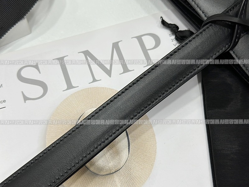 셀린느카바스16  20260305-140153-013루.jpg