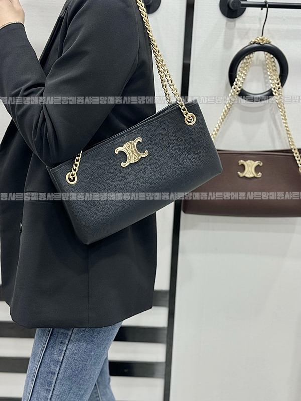 셀린느미디움뉴스페이퍼백  20260305-140919-016루.jpg