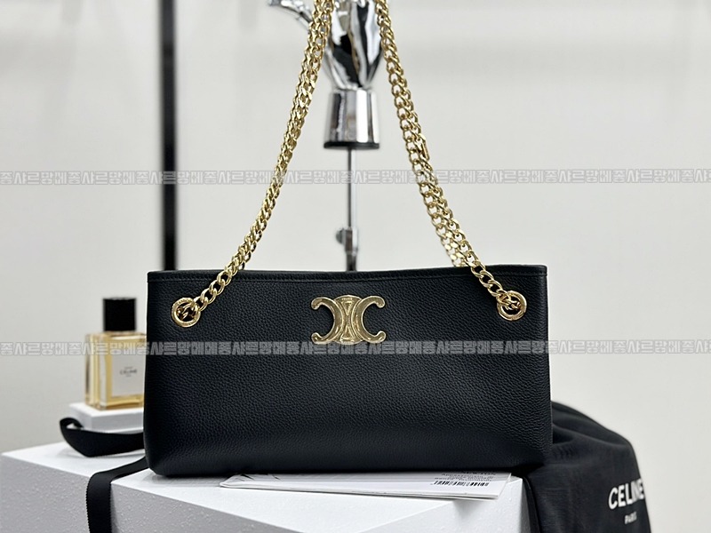 셀린느미디움뉴스페이퍼백  20260305-140918-001루.jpg