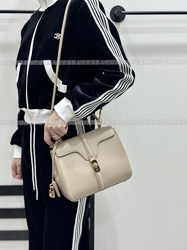 셀린느스몰16백  20260305-142225-017루.jpg