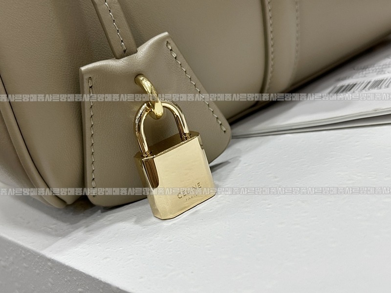 셀린느스몰16백  20260305-142224-011루.jpg