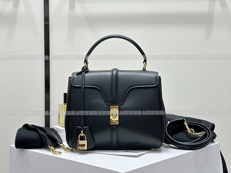 셀린느스몰16백  20260305-142751-001루.jpg