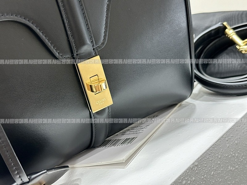 셀린느스몰16백  20260305-142752-010루.jpg