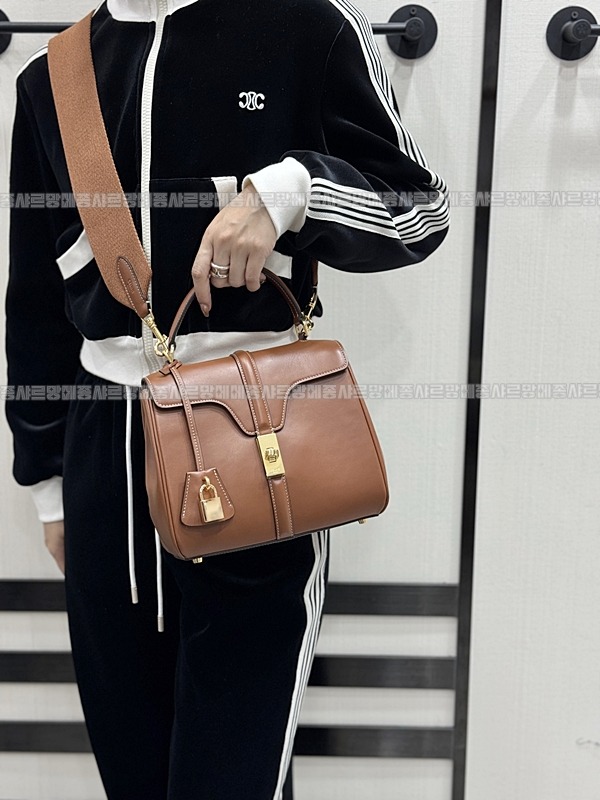 셀린느스몰16백  20260305-143033-020루.jpg