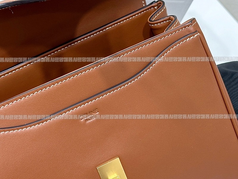 셀린느스몰16백  20260305-143032-014루.jpg