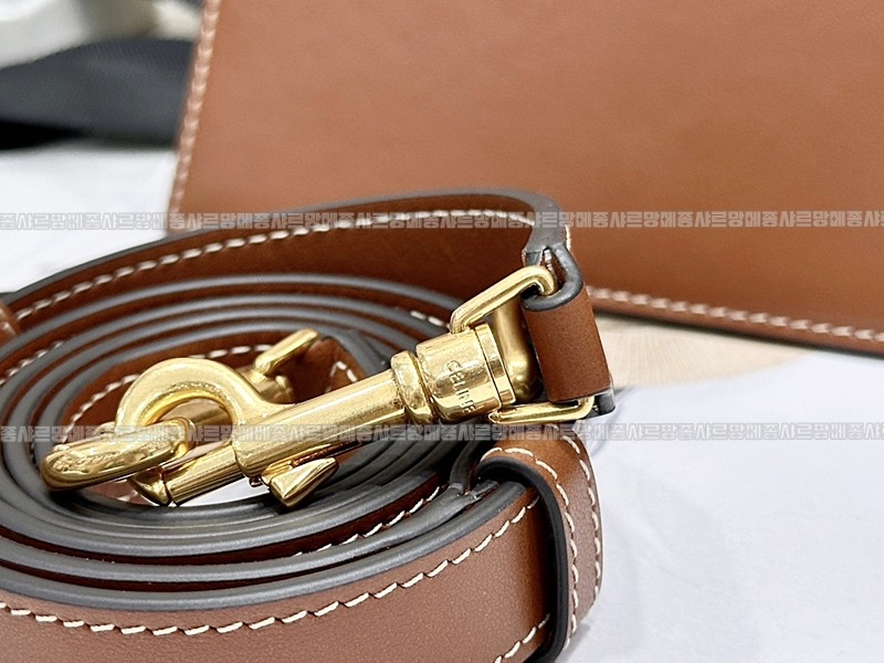 셀린느미디움루이스버킷백  20260305-160121-020루.jpg