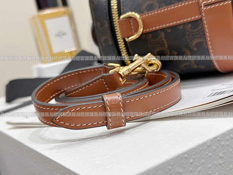 셀린느베니티백  20260305-161015-013루.jpg