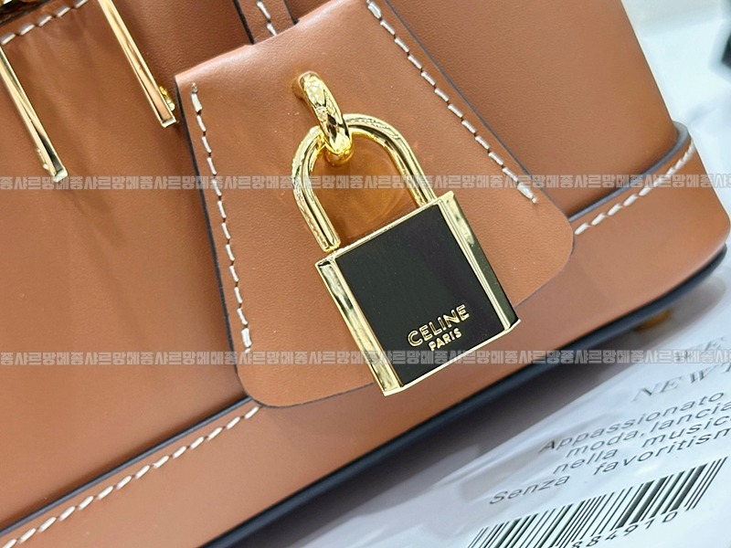 셀린느베니티백  20260305-161355-010루.jpg