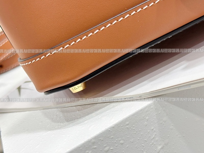 셀린느베니티백  20260305-161356-015루.jpg